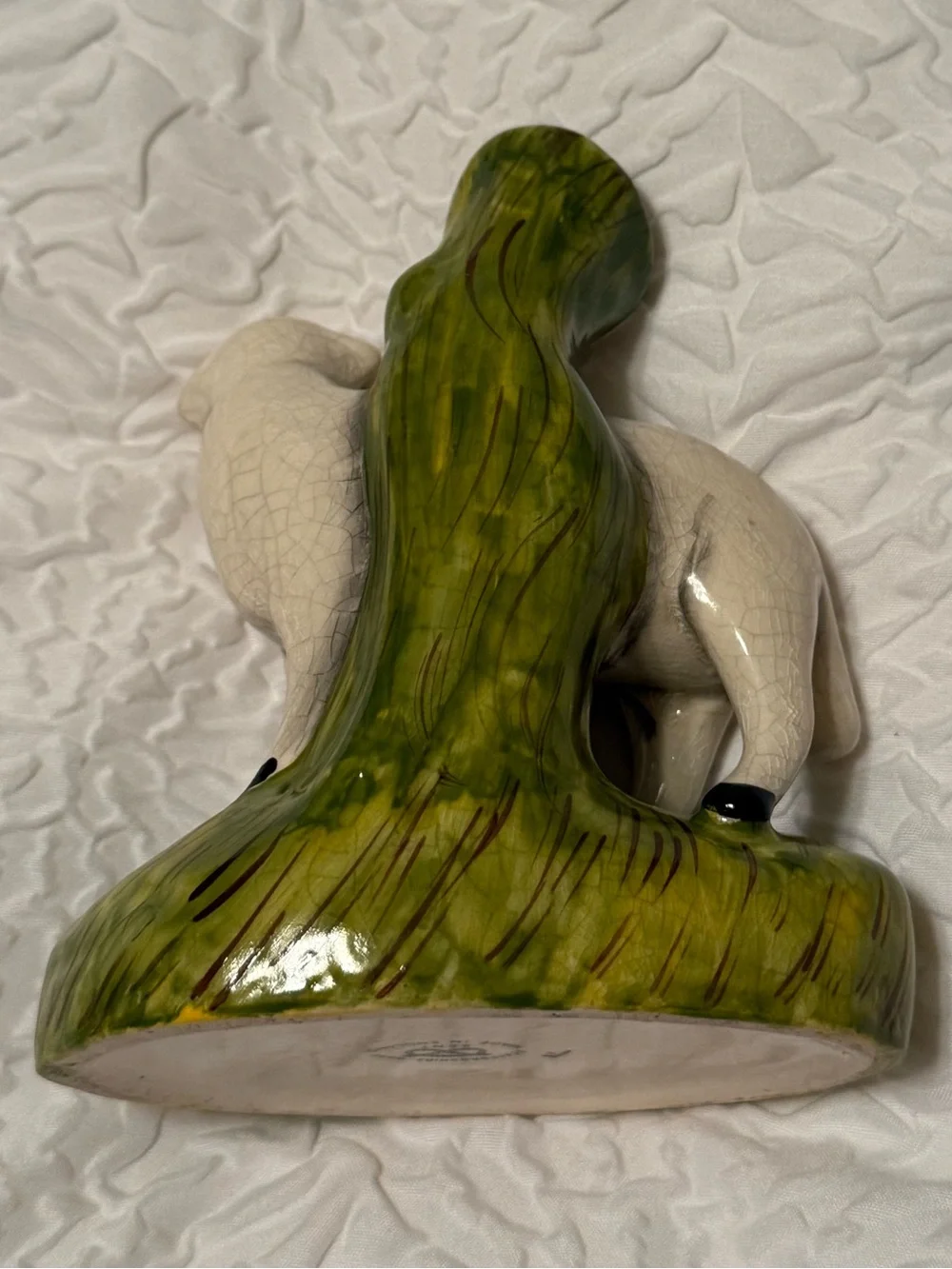 Vase - Vintage - William Kent Staffordshire Lamb Spill Vase, c. 1944-1962 crack